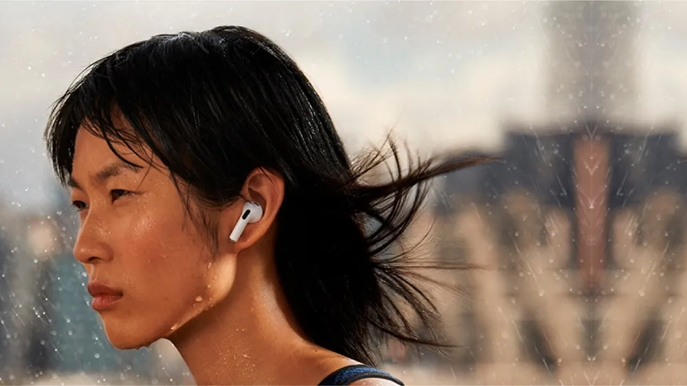 Влагозащита IPX4 наушников и зарядного кейса Apple AirPods 3