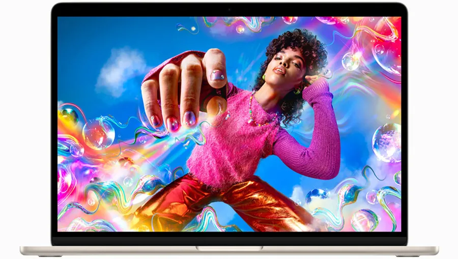 Яркий дисплей Liquid Retina 13,6 дюйма на Apple MacBook Air M2