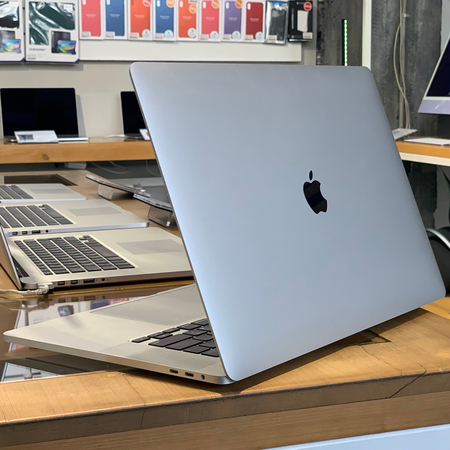 MacBook Pro 16" 2019 Silver i9 16Gb 1TB SSD Radeon 5300m Идеальное БУ, изображение 3