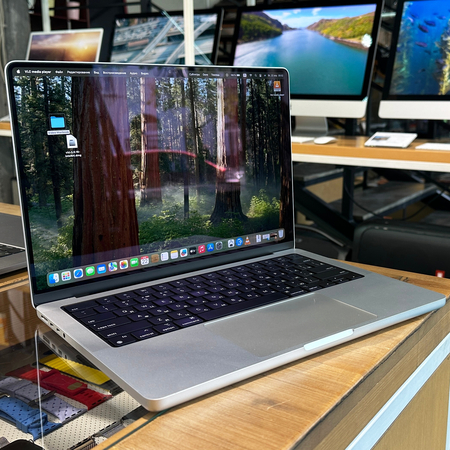 MacBook Pro 14" 2021 Silver M1 Pro 16Gb 512Gb Идеальное БУ