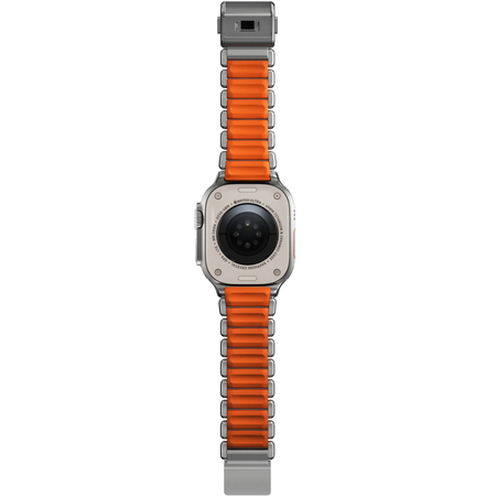 Ремешок для Apple Watch 45/46/49mm Nomad Stratos Natural Titanium Ultra Orange FKM, изображение 8