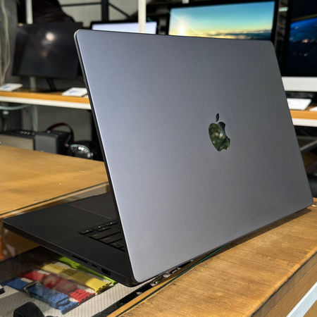 MacBook Pro 16" 2024 Space Black  M3 Max 36Gb 1TB Идеальное БУ, изображение 3