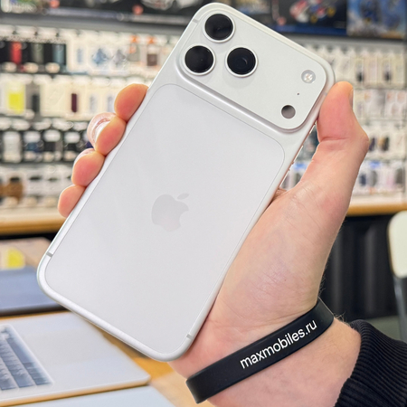 iPhone 17 Pro Max 2TB Silver Идеальное БУ