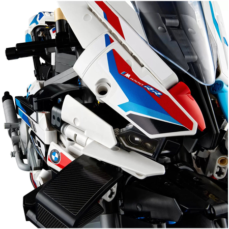 Конструктор Lego Technic BMW M 1000 RR (42130), изображение 7