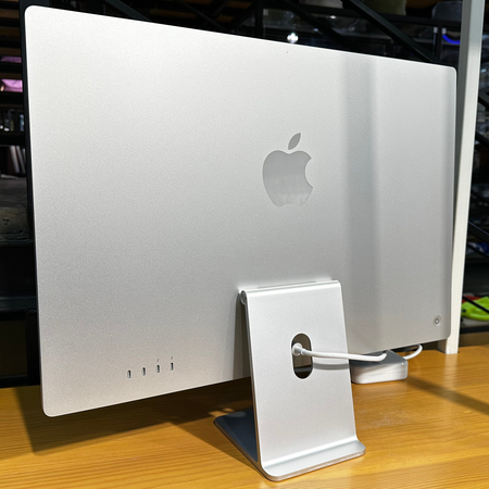 iMac 24" 2021 M1 (8C GPU) Silver 16Gb Ram 256Gb SSD Как новый, изображение 2